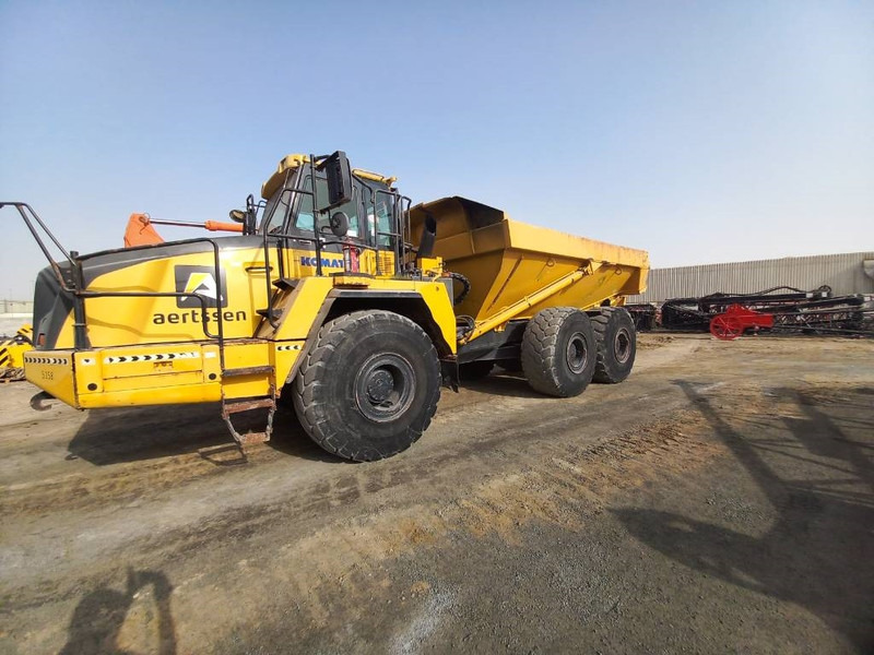 Komatsu HM400-3R (4 pcs available in Abu Dhabi) - Ťahačový kĺbový damper: obrázok 3 Komatsu HM400-3R (4 pcs available in Abu Dhabi) - Ťahačový kĺbový damper: obrázok 3