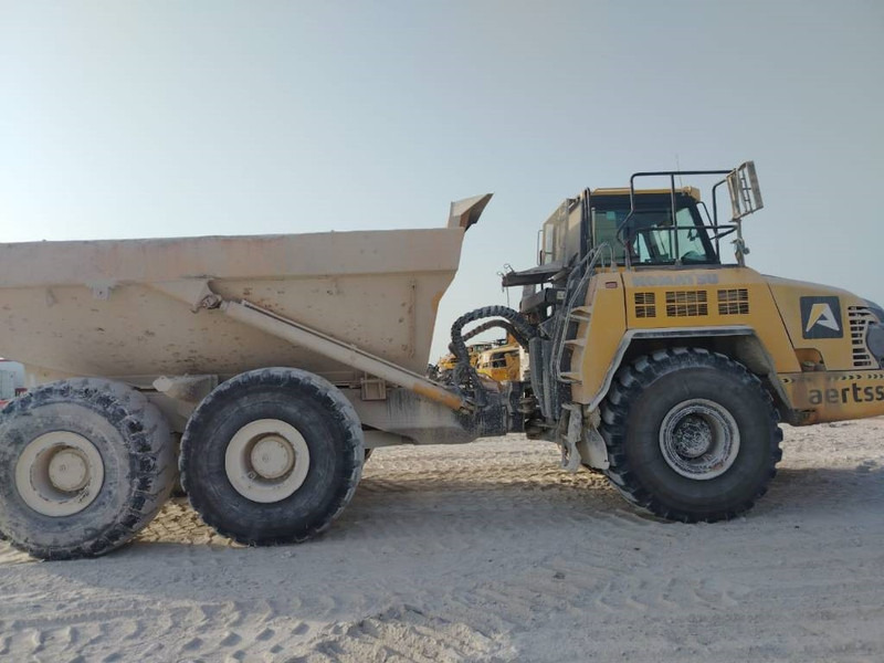 Komatsu HM400-3R (4 pieces available in Abu Dhabi) - Ťahačový kĺbový damper: obrázok 2 Komatsu HM400-3R (4 pieces available in Abu Dhabi) - Ťahačový kĺbový damper: obrázok 2