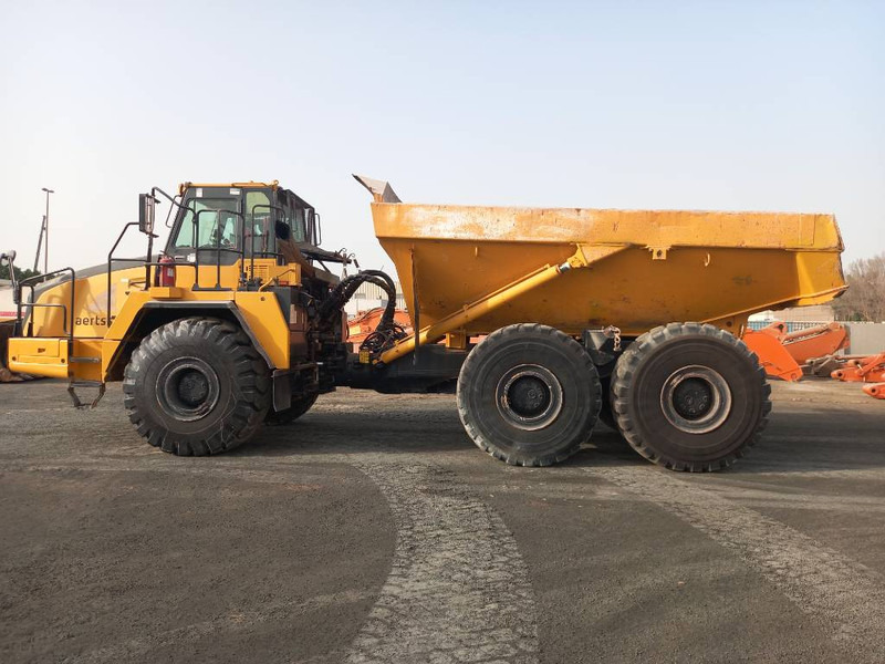 Komatsu HM400-3R (4pcs available in Abu Dhabi) - Ťahačový kĺbový damper: obrázok 1 Komatsu HM400-3R (4pcs available in Abu Dhabi) - Ťahačový kĺbový damper: obrázok 1