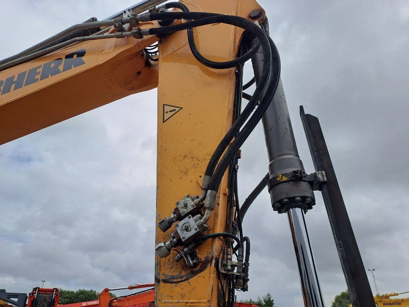 Pásové rýpadlo Liebherr R 946: obrázok 9