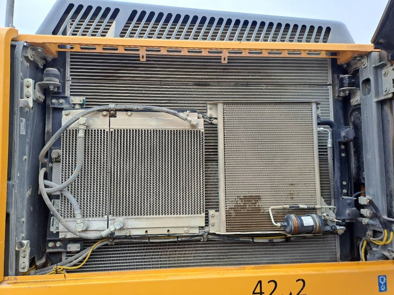 Pásové rýpadlo Liebherr R 946: obrázok 16