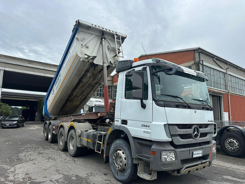 Mercedes-Benz ACTROS 3344 - Ťahač: obrázok 2 Mercedes-Benz ACTROS 3344 - Ťahač: obrázok 2