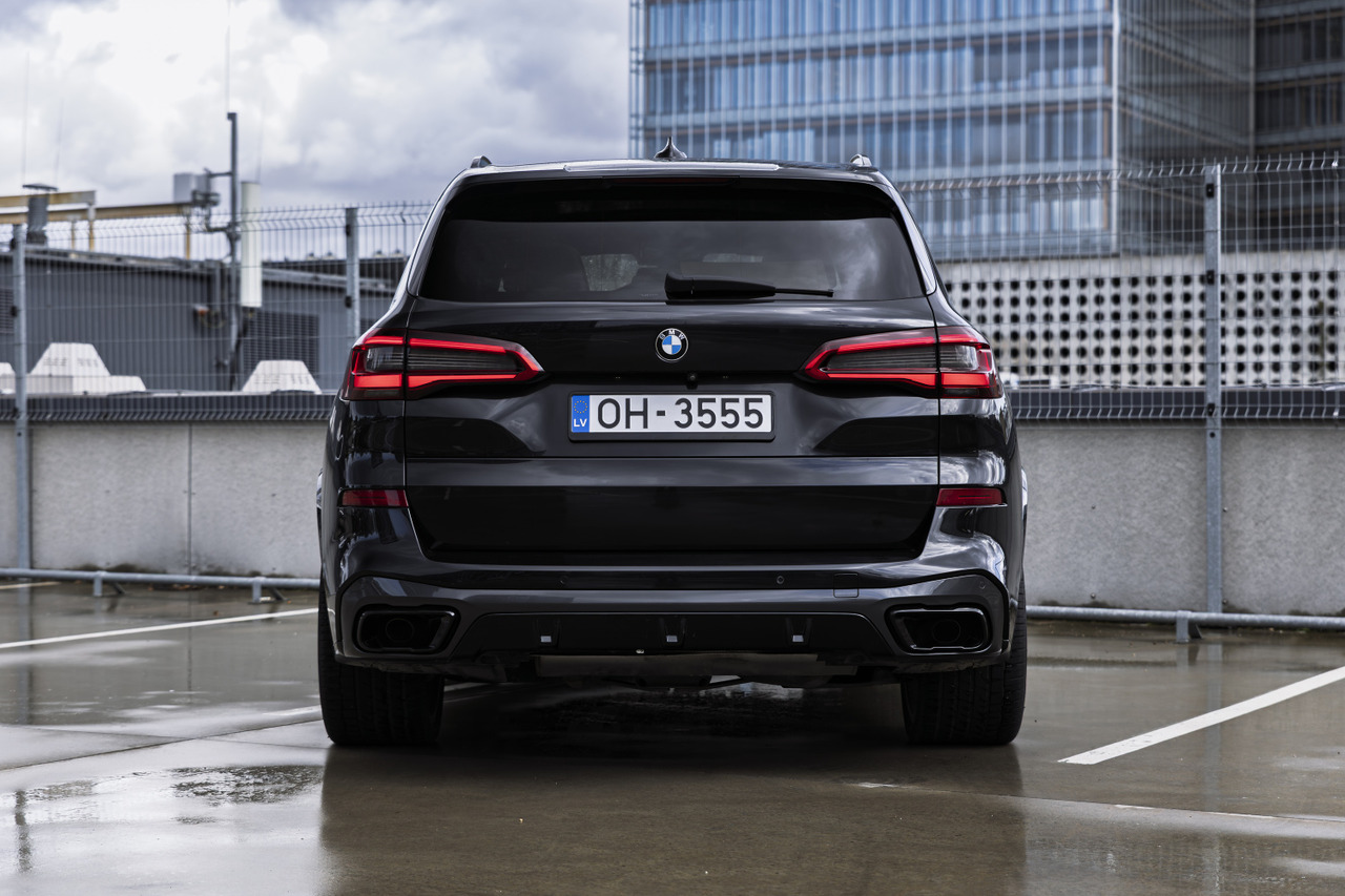 SUV BMW X5 G05 M50D 400HP: obrázok 24