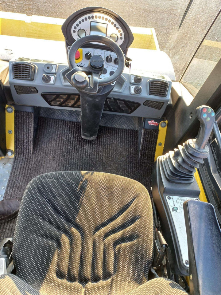 BOMAG BW177D-5 - Kompaktor: obrázok 5 BOMAG BW177D-5 - Kompaktor: obrázok 5