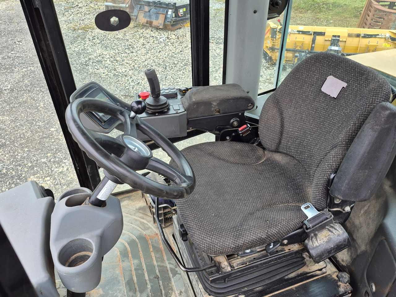 CATERPILLAR CS66B - Valec: obrázok 3 CATERPILLAR CS66B - Valec: obrázok 3