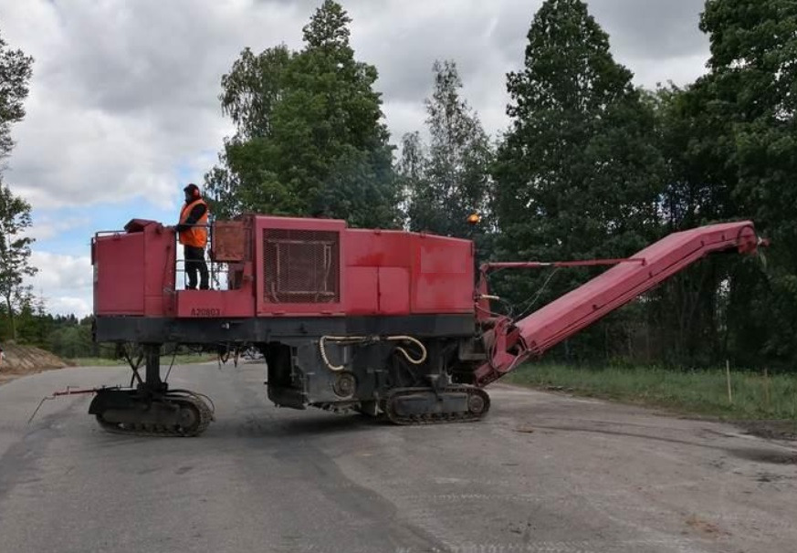 Caterpillar PR450. 2000mm. Wirtgen - Cestná fréza: obrázok 1 Caterpillar PR450. 2000mm. Wirtgen - Cestná fréza: obrázok 1