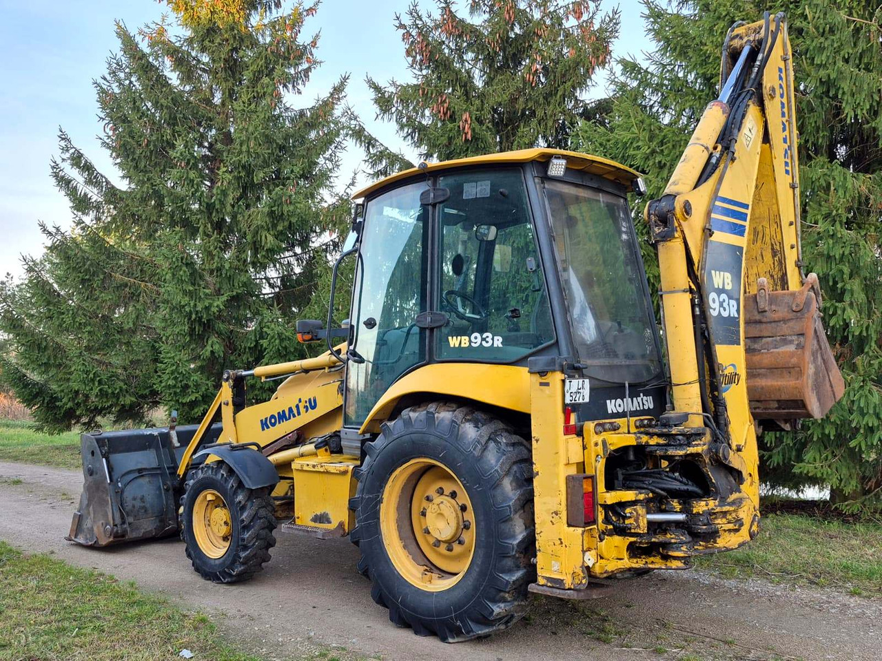 KOMATSU WB93R-5 - Rýpadlo-nakladač: obrázok 2 KOMATSU WB93R-5 - Rýpadlo-nakladač: obrázok 2