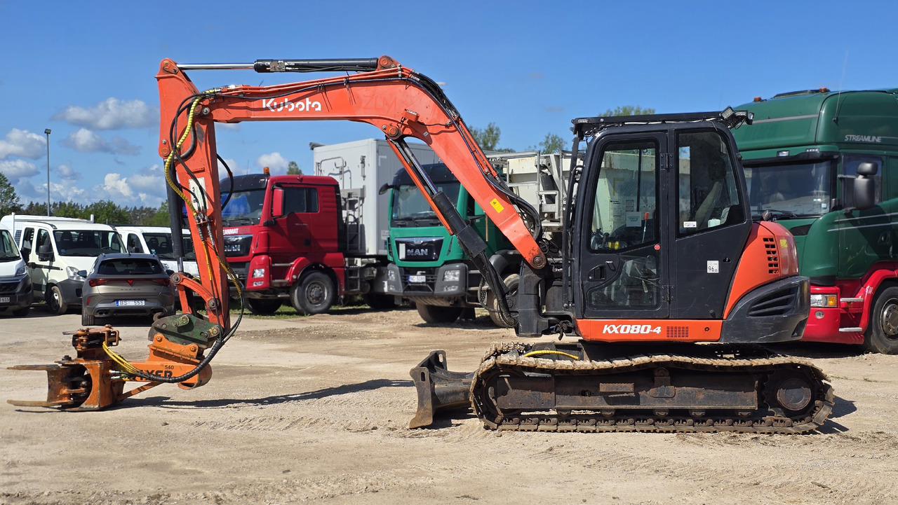 Kubota KX080-4, AXER 540 - Lesnícky traktor: obrázok 1 Kubota KX080-4, AXER 540 - Lesnícky traktor: obrázok 1