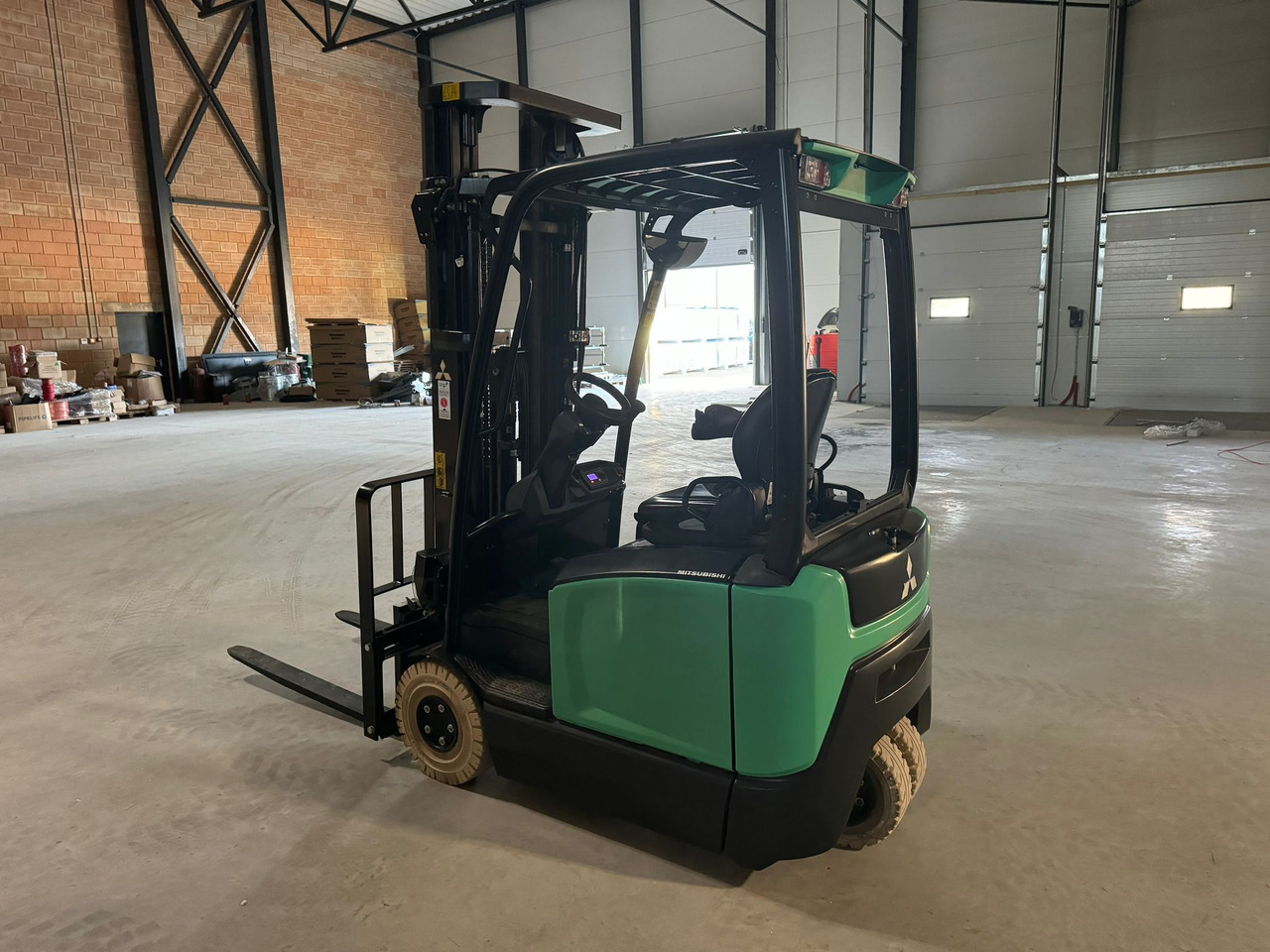 Mitsubishi FB18CN2T 32hours! - Elektrický vysokozdvižný vozík: obrázok 3 Mitsubishi FB18CN2T 32hours! - Elektrický vysokozdvižný vozík: obrázok 3