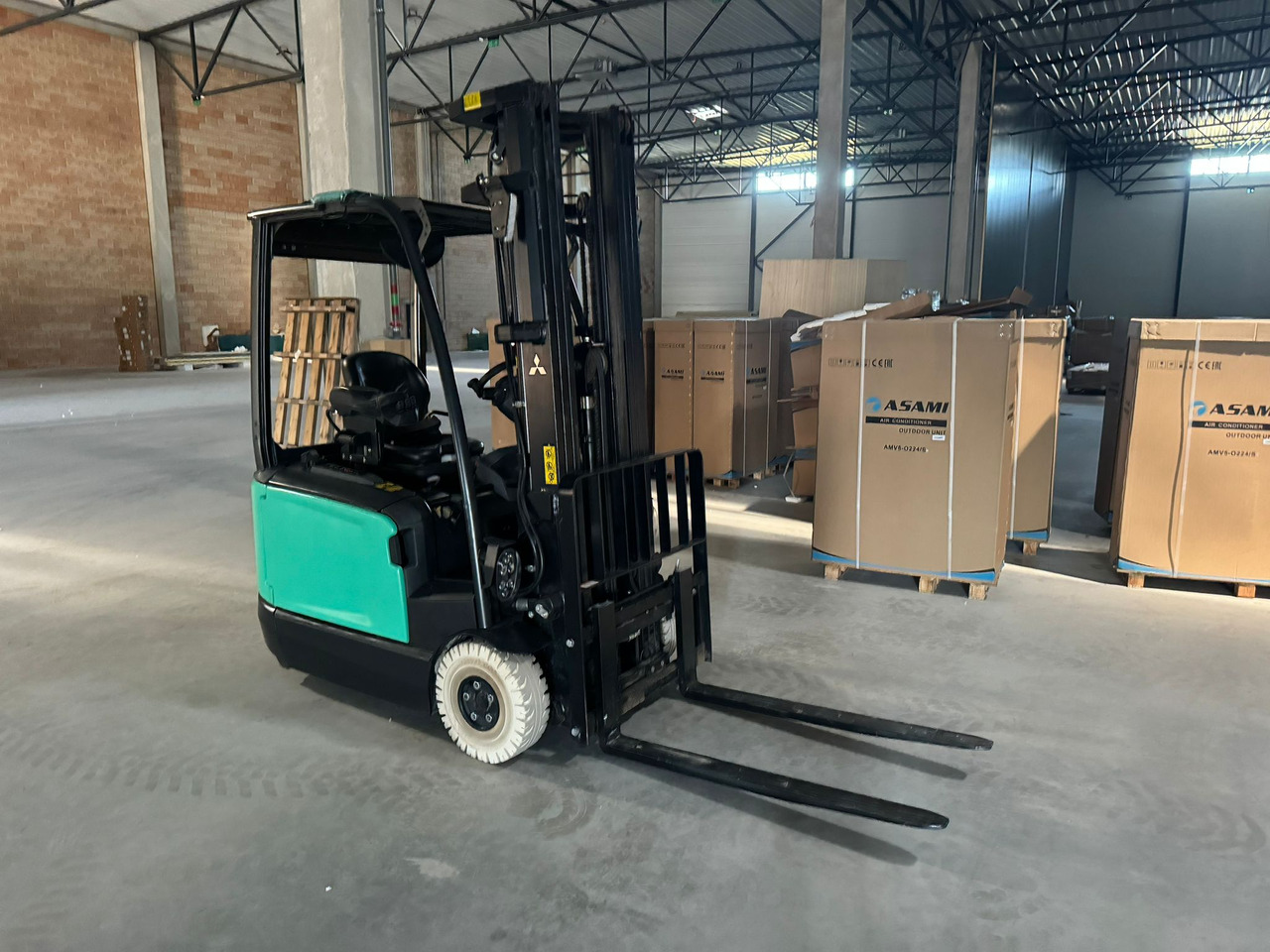 Mitsubishi FB18CN2T 32hours! - Elektrický vysokozdvižný vozík: obrázok 2 Mitsubishi FB18CN2T 32hours! - Elektrický vysokozdvižný vozík: obrázok 2