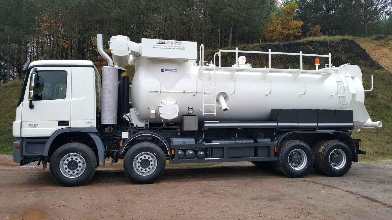 Mercedes NAAKTGEBOREN Vacu Press 8000 - Fekálne vozidlo: obrázok 3 Mercedes NAAKTGEBOREN Vacu Press 8000 - Fekálne vozidlo: obrázok 3