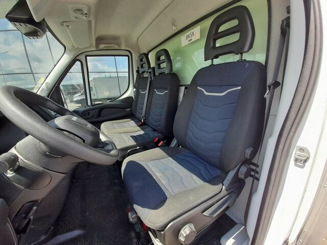 IVECO Daily 35C16H 3.0 KASTEN+LIFT+TEMPOMAT+DAB+KLIMA... - Furgon: obrázok 5 IVECO Daily 35C16H 3.0 KASTEN+LIFT+TEMPOMAT+DAB+KLIMA... - Furgon: obrázok 5