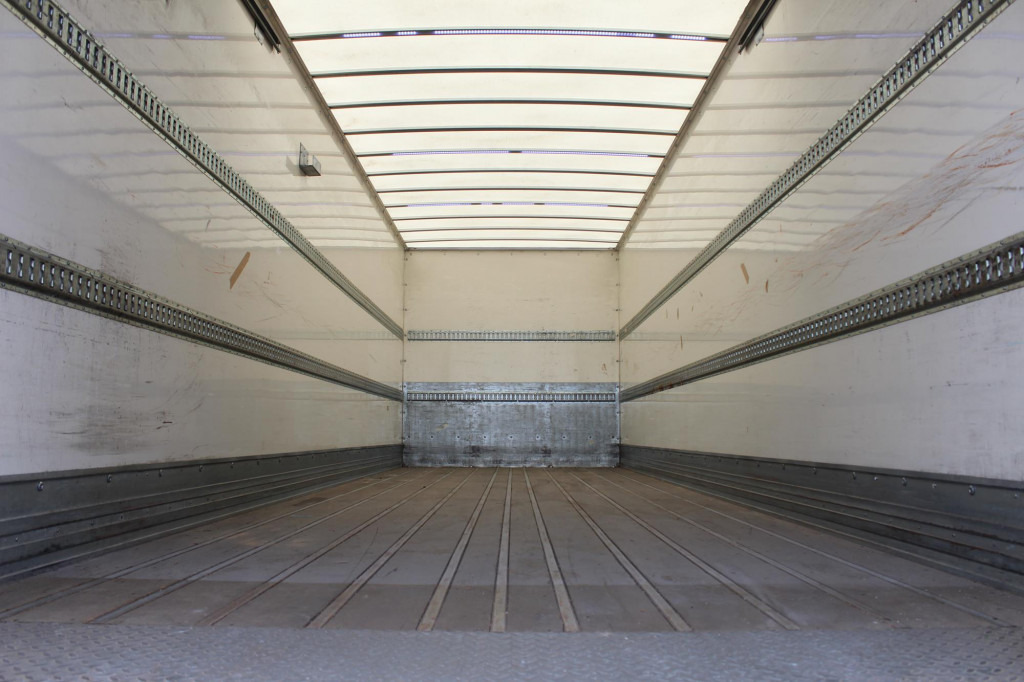 Daf CF 340 E6 Koffer 8,5m Klima LDW Rolltor LBW - Skříňový nákladní auto: obrázok 2 Daf CF 340 E6 Koffer 8,5m Klima LDW Rolltor LBW - Skříňový nákladní auto: obrázok 2