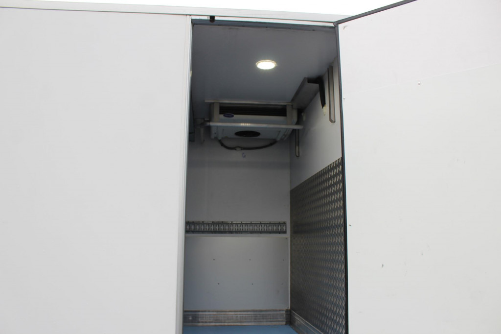 Iveco Daily 70-180 CP 600 Tiefkühl Bi-Temp Doppelräder - Chladiarenská dodávka: obrázok 4 Iveco Daily 70-180 CP 600 Tiefkühl Bi-Temp Doppelräder - Chladiarenská dodávka: obrázok 4