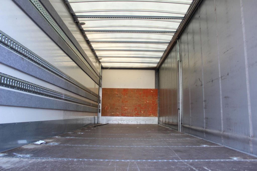 MAN TGM 18.290 Plane-Koffer 7,5 m Klima 499TKm - Plachtové nákladné vozidlo: obrázok 5 MAN TGM 18.290 Plane-Koffer 7,5 m Klima 499TKm - Plachtové nákladné vozidlo: obrázok 5