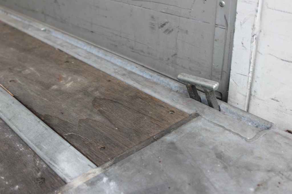 MAN TGS 18.440 Plane Zug Schlafplatz AHK Edscha - Plachtové nákladné vozidlo: obrázok 4 MAN TGS 18.440 Plane Zug Schlafplatz AHK Edscha - Plachtové nákladné vozidlo: obrázok 4