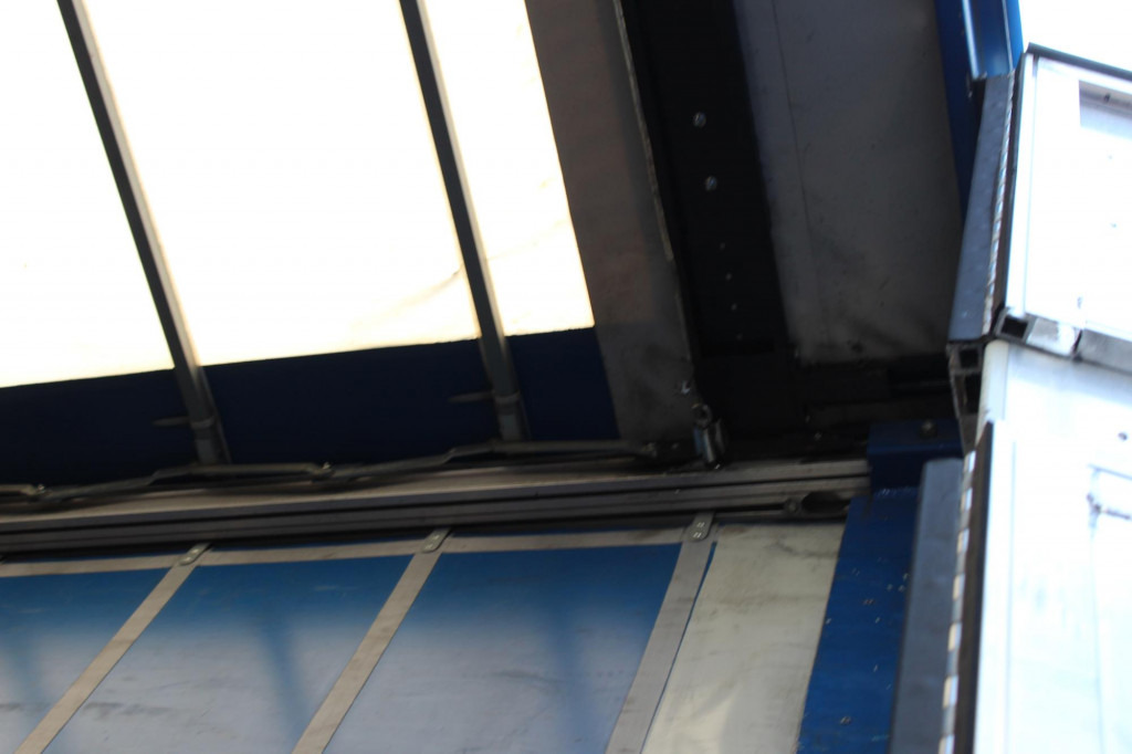 MAN TGX 26.460 Retarder Plane-Zug 120M3 Durchlade - Plachtové nákladné vozidlo: obrázok 5 MAN TGX 26.460 Retarder Plane-Zug 120M3 Durchlade - Plachtové nákladné vozidlo: obrázok 5