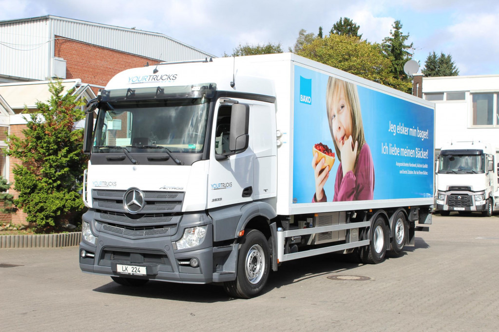 Mercedes-Benz Actros 2533 E6 Kühlkoffer Lift-Lenkachse LBW - Chladirenské nákladné vozidlo: obrázok 1 Mercedes-Benz Actros 2533 E6 Kühlkoffer Lift-Lenkachse LBW - Chladirenské nákladné vozidlo: obrázok 1