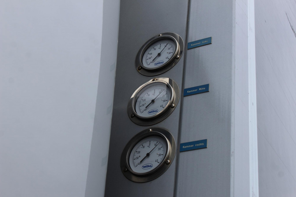 Chladirenské nákladné vozidlo Mercedes-Benz Antos 1836 E6 CS 1250 Multi Tri-Temp LBW ANHK: obrázok 6 Chladirenské nákladné vozidlo Mercedes-Benz Antos 1836 E6 CS 1250 Multi Tri-Temp LBW ANHK: obrázok 6