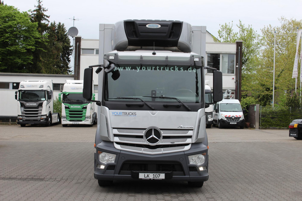 Chladirenské nákladné vozidlo Mercedes-Benz Antos 1836 E6 CS 1250 Multi Tri-Temp LBW ANHK: obrázok 8 Chladirenské nákladné vozidlo Mercedes-Benz Antos 1836 E6 CS 1250 Multi Tri-Temp LBW ANHK: obrázok 8