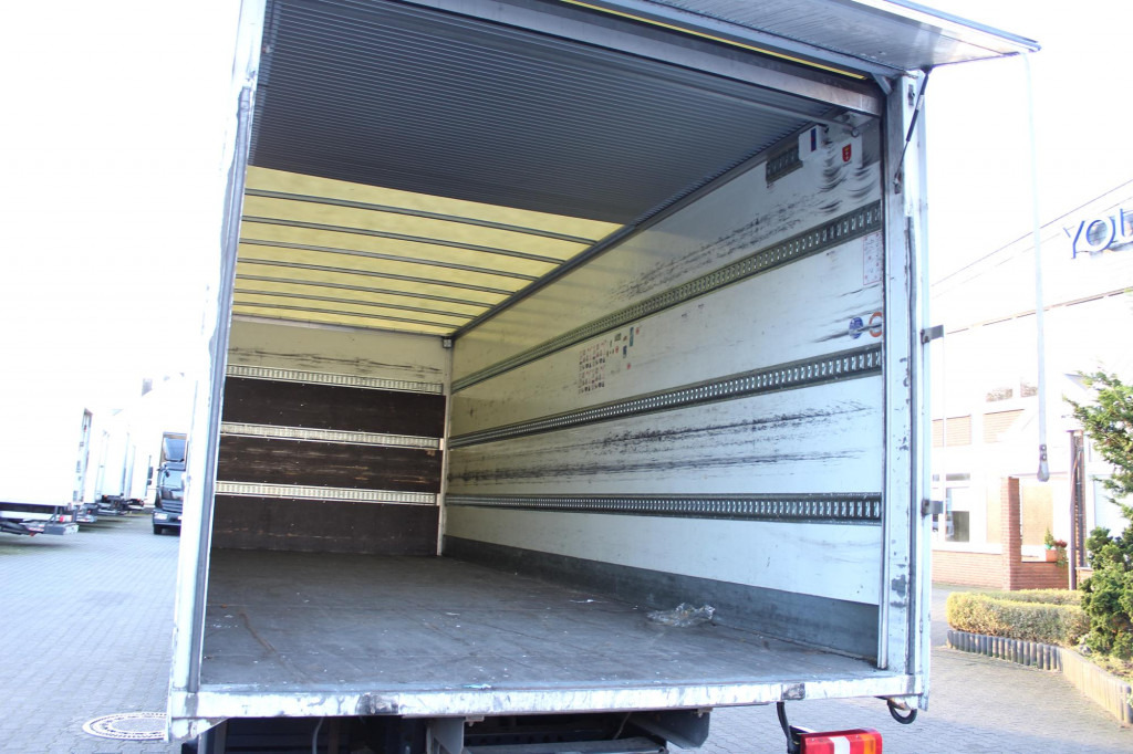 Nákladné auto Mercedes-Benz Atego 1224 E6 Klima Laderbordwand AHK: obrázok 15 Nákladné auto Mercedes-Benz Atego 1224 E6 Klima Laderbordwand AHK: obrázok 15