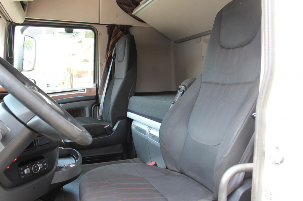 Daf XF 480 SC Retarder ACC LDWS Standklima Kühlbox - Ťahač: obrázok 5 Daf XF 480 SC Retarder ACC LDWS Standklima Kühlbox - Ťahač: obrázok 5