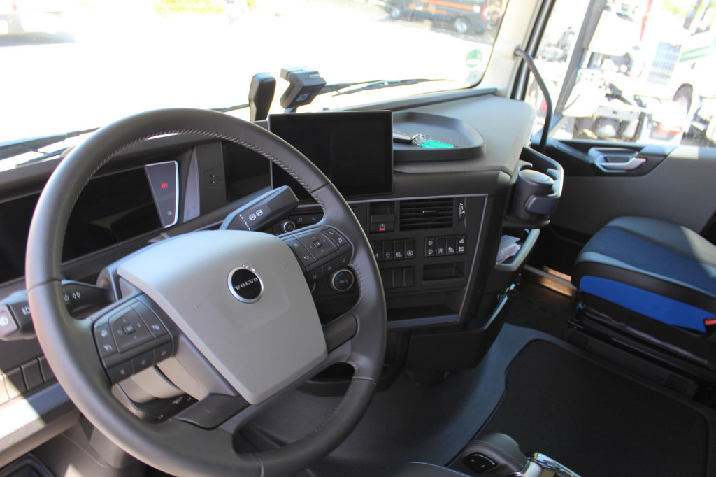 Volvo FH 500 Globe XL I-Park Cool Navi Miete-Rent! - Ťahač: obrázok 4 Volvo FH 500 Globe XL I-Park Cool Navi Miete-Rent! - Ťahač: obrázok 4