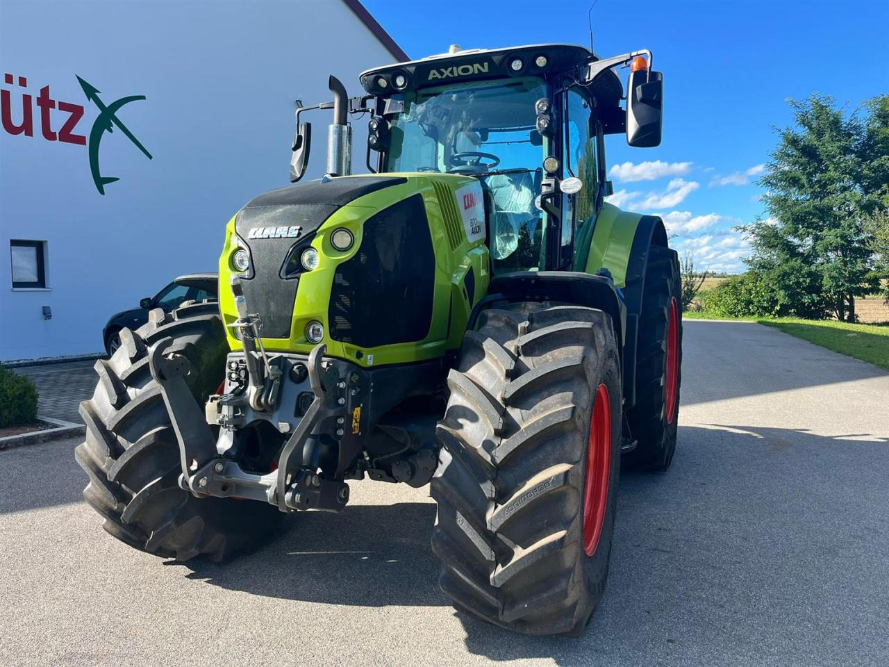 CLAAS Axion 870 CMATIC mit S10 GPS und Cebis Touch, Vorderreifen NEU - Traktor: obrázok 4 CLAAS Axion 870 CMATIC mit S10 GPS und Cebis Touch, Vorderreifen NEU - Traktor: obrázok 4