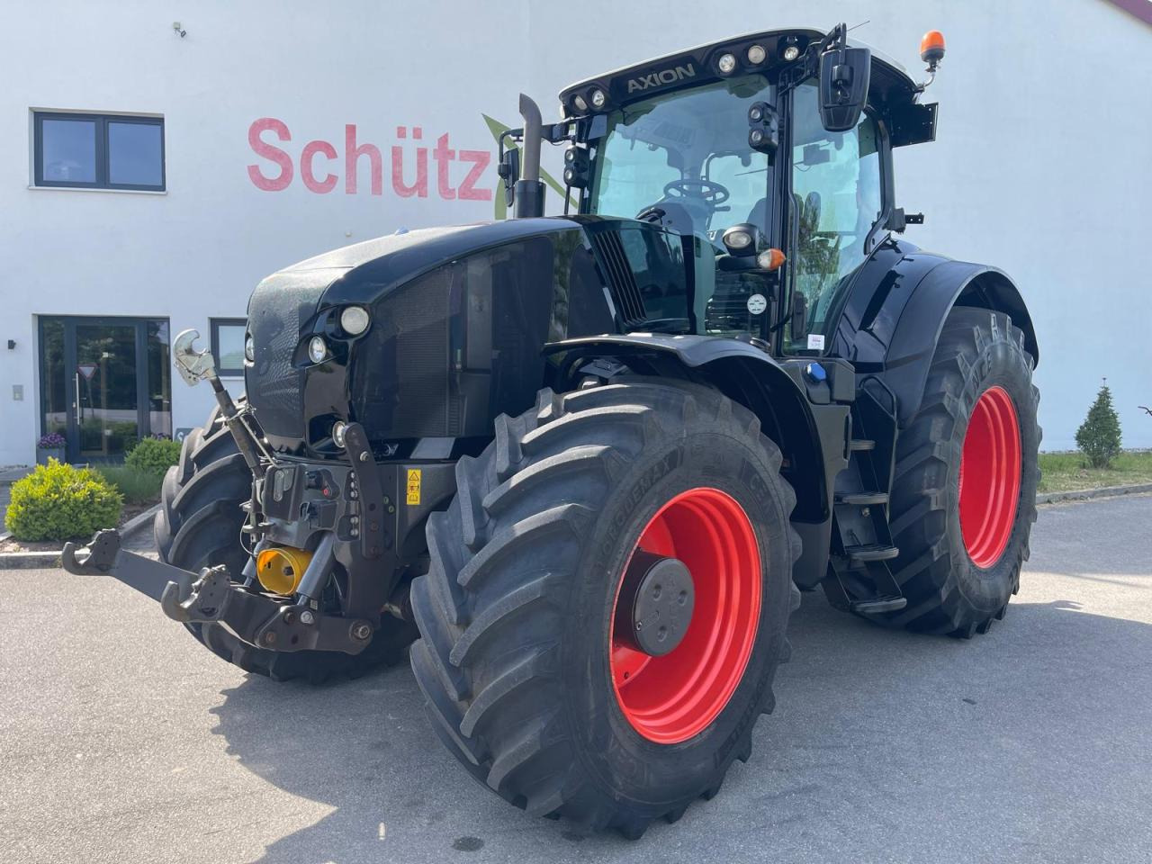CLAAS Axion 920 Cmatic FZW 6441Bh Black - Traktor: obrázok 1 CLAAS Axion 920 Cmatic FZW 6441Bh Black - Traktor: obrázok 1