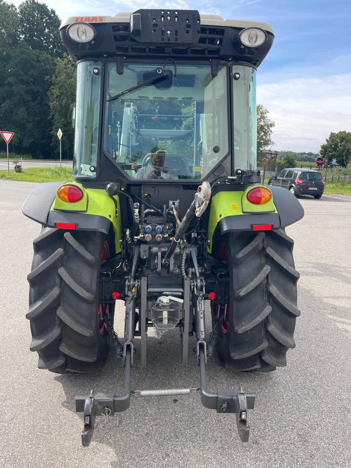 CLAAS Nexos 210, neuwertig, mit Frontlader und Frontzapfwelle, 236 Betriebsstunden - Traktor: obrázok 4 CLAAS Nexos 210, neuwertig, mit Frontlader und Frontzapfwelle, 236 Betriebsstunden - Traktor: obrázok 4