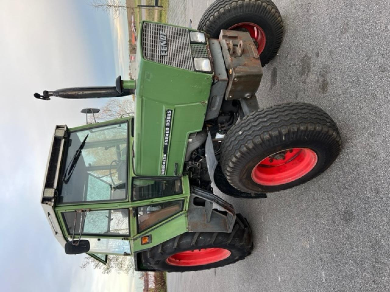 Fendt Farmer 306 LS, ca. 9516 Bh, Baujahr 1982 - Traktor: obrázok 3 Fendt Farmer 306 LS, ca. 9516 Bh, Baujahr 1982 - Traktor: obrázok 3