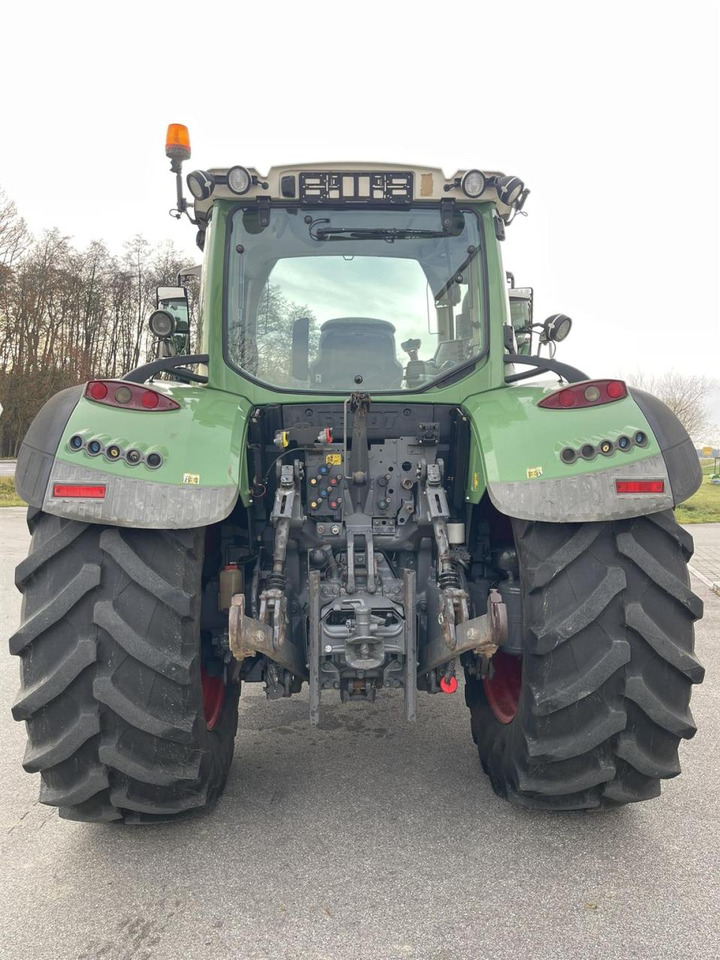 Fendt Fendt 718 Vario SCR GPS - Traktor: obrázok 5 Fendt Fendt 718 Vario SCR GPS - Traktor: obrázok 5