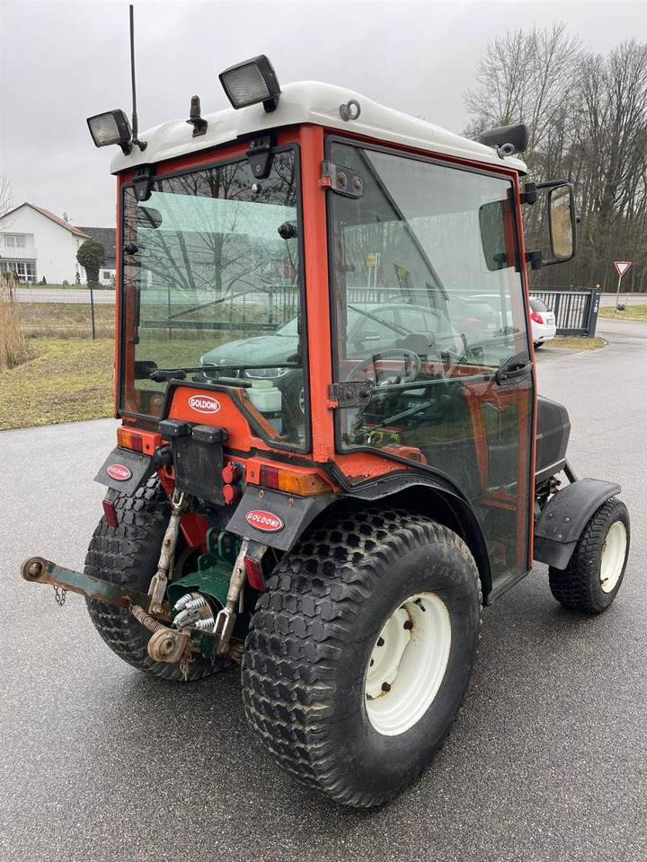 Goldoni IDEA 30HST Goldoni, Rasenmäher und Mulcher, Kabine, Frontkraftheber, Heckhubwerkanhängung - Traktor: obrázok 5 Goldoni IDEA 30HST Goldoni, Rasenmäher und Mulcher, Kabine, Frontkraftheber, Heckhubwerkanhängung - Traktor: obrázok 5