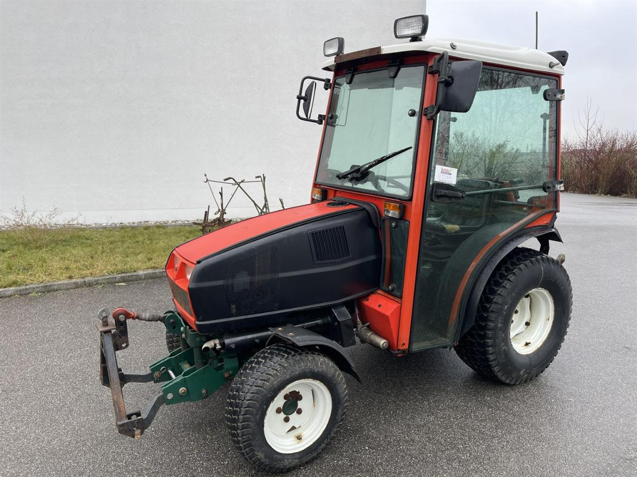 Goldoni IDEA 30HST Goldoni, Rasenmäher und Mulcher, Kabine, Frontkraftheber, Heckhubwerkanhängung - Traktor: obrázok 1 Goldoni IDEA 30HST Goldoni, Rasenmäher und Mulcher, Kabine, Frontkraftheber, Heckhubwerkanhängung - Traktor: obrázok 1