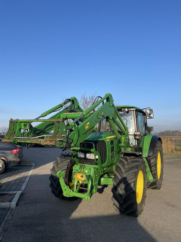 John Deere 6830 Power Quad plus Front-PTO Frontlader FZW - Traktor: obrázok 5 John Deere 6830 Power Quad plus Front-PTO Frontlader FZW - Traktor: obrázok 5