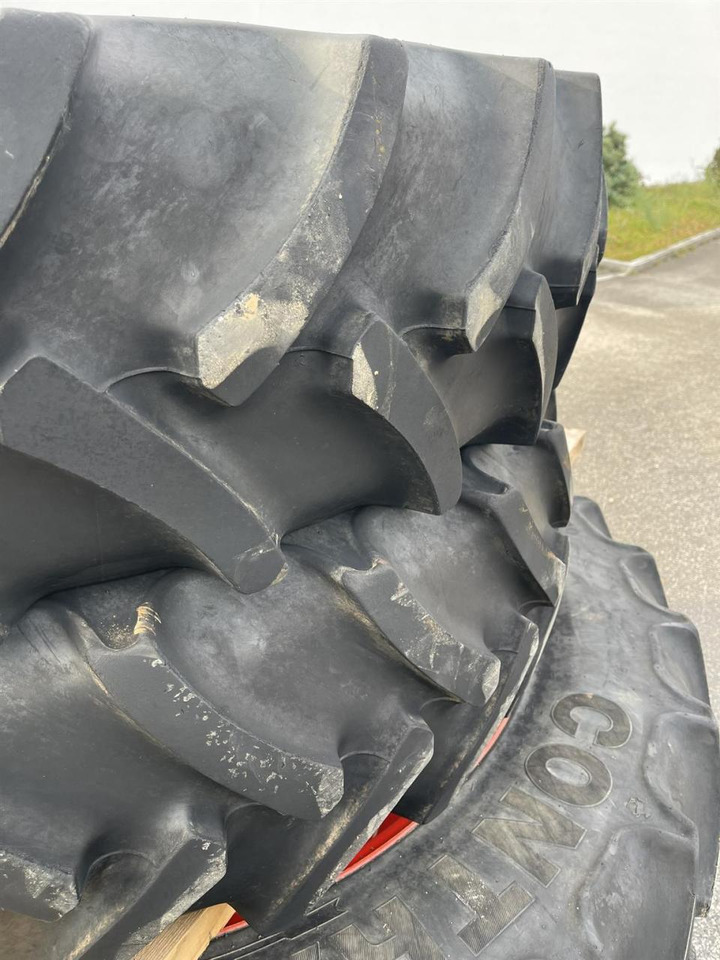 Fendt 820 724 Pflegebereifung 190cm Spur 320/90R32 340/85R48 - Príslušenstvo: obrázok 3 Fendt 820 724 Pflegebereifung 190cm Spur 320/90R32 340/85R48 - Príslušenstvo: obrázok 3