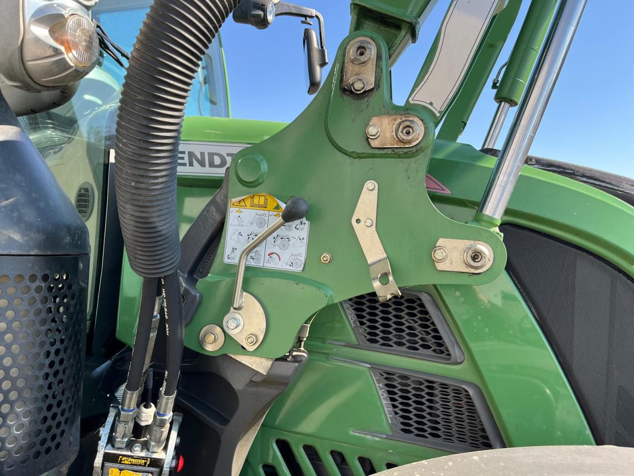 Fendt Frontlader Cargo 4X80 mit Konsole Vario 500 700 - Príslušenstvo: obrázok 4 Fendt Frontlader Cargo 4X80 mit Konsole Vario 500 700 - Príslušenstvo: obrázok 4