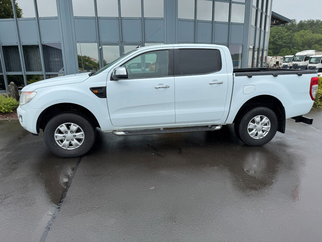 Ford Ranger XLT Doppelkabine 4x4 - SUV: obrázok 1 Ford Ranger XLT Doppelkabine 4x4 - SUV: obrázok 1