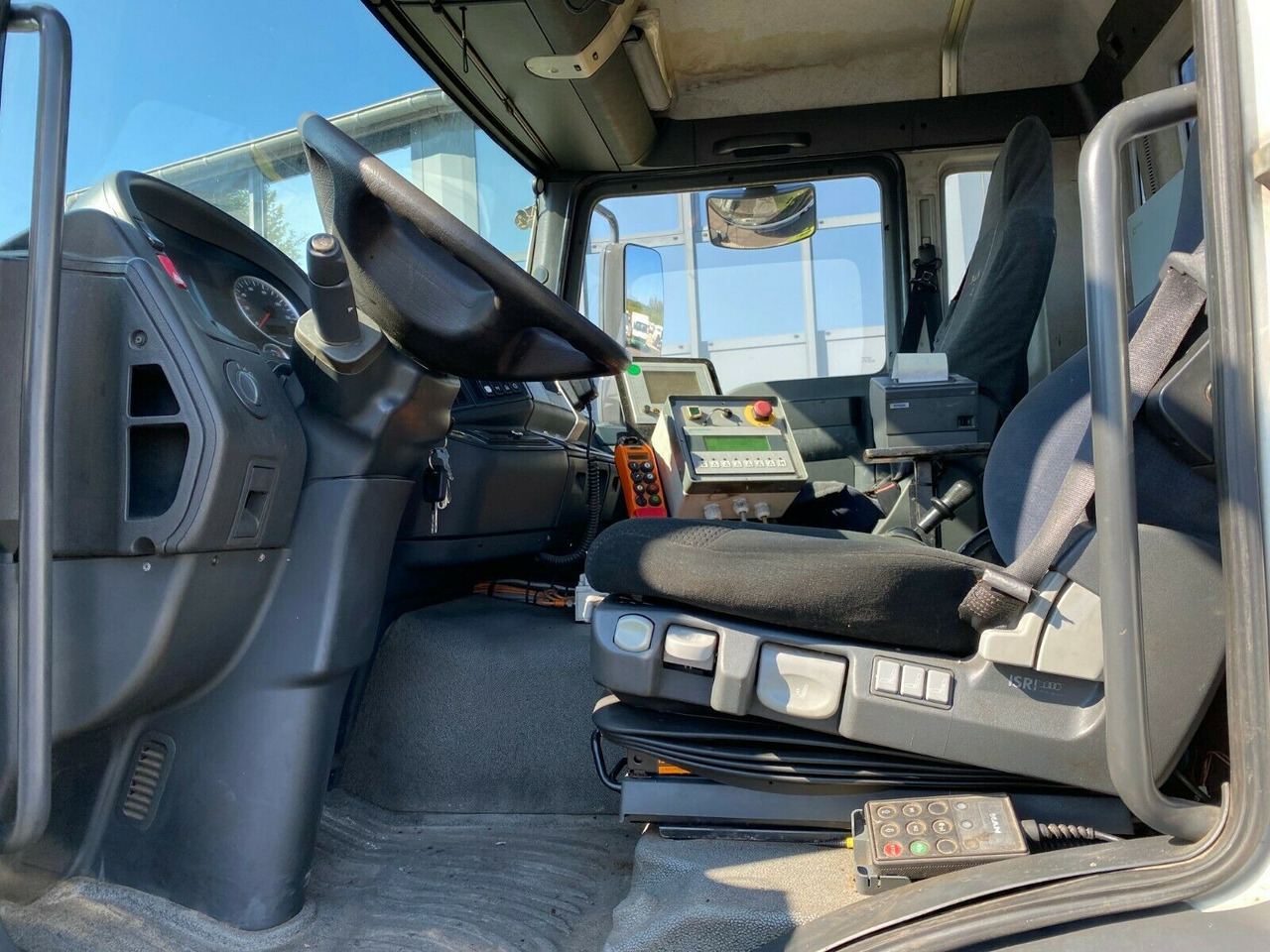 Podvozek s kabinou MAN 26.320 TGA 6x2 MAN 26.320 TGA 6x2: obrázok 13 Podvozek s kabinou MAN 26.320 TGA 6x2 MAN 26.320 TGA 6x2: obrázok 13