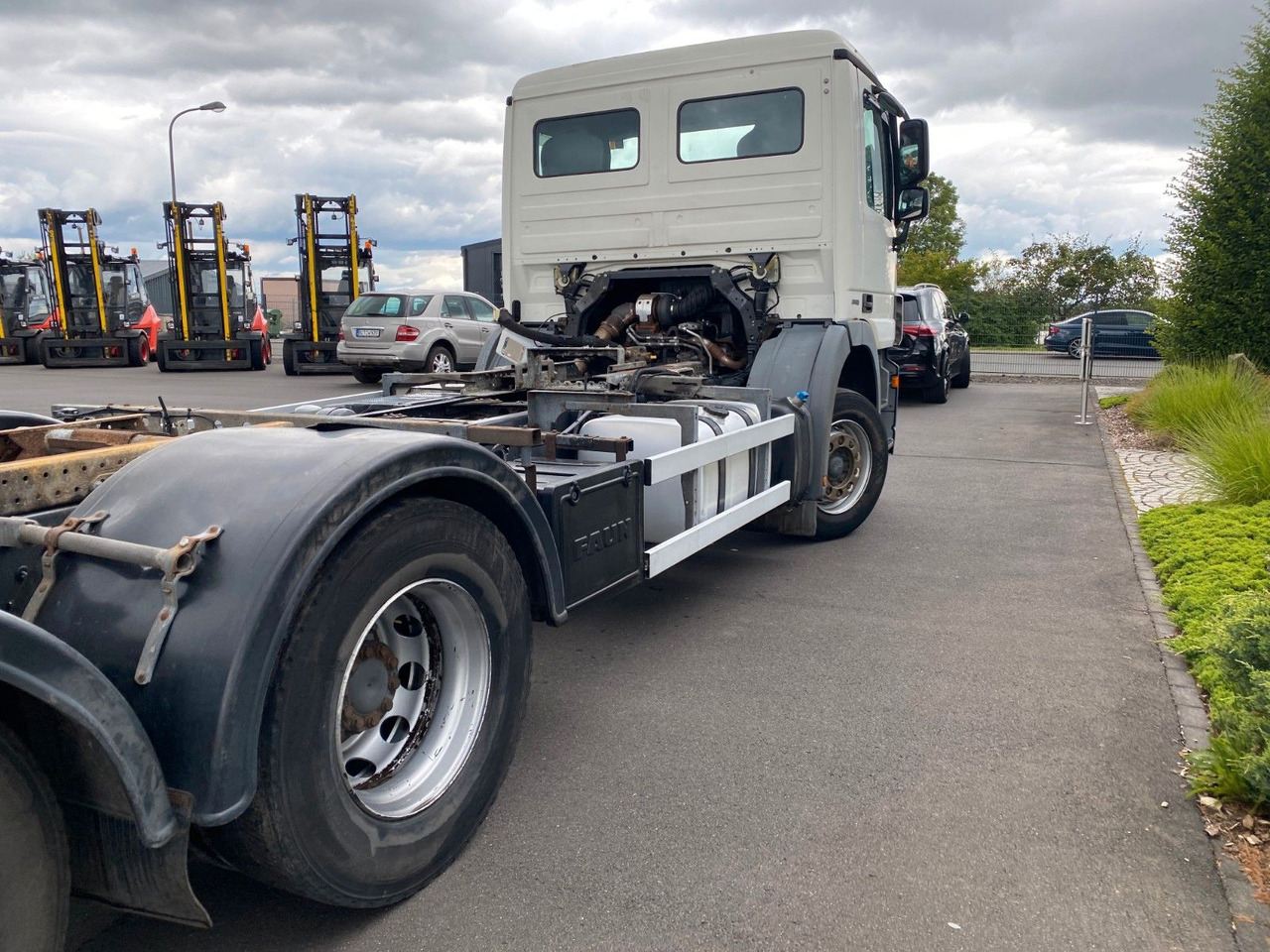 Mercedes-Benz Actros 2532 MP3 6x2 Hydraulik, 10 x am Lager Mercedes-Benz Actros 2532 MP3 6x2 Hydraulik, 10 x am Lager - Podvozek s kabinou: obrázok 5 Mercedes-Benz Actros 2532 MP3 6x2 Hydraulik, 10 x am Lager Mercedes-Benz Actros 2532 MP3 6x2 Hydraulik, 10 x am Lager - Podvozek s kabinou: obrázok 5