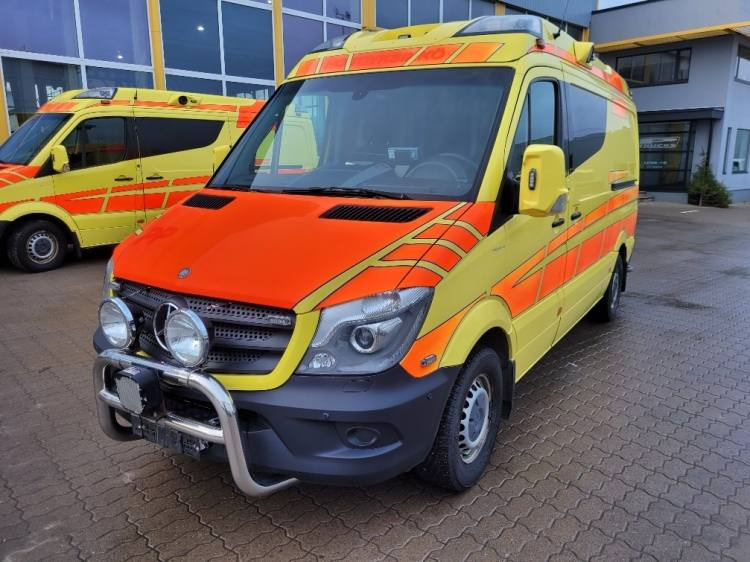 MERCEDES – BENZ SPRINTER 2.2D AMBULANCE (PROFILE) KLIMA 11.2014 EURO 5 - Sanitka: obrázok 2 MERCEDES – BENZ SPRINTER 2.2D AMBULANCE (PROFILE) KLIMA 11.2014 EURO 5 - Sanitka: obrázok 2