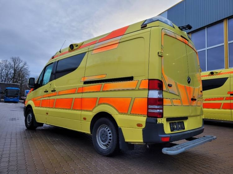 MERCEDES – BENZ SPRINTER 2.2D AMBULANCE (PROFILE) KLIMA 11.2014 EURO 5 - Sanitka: obrázok 3 MERCEDES – BENZ SPRINTER 2.2D AMBULANCE (PROFILE) KLIMA 11.2014 EURO 5 - Sanitka: obrázok 3
