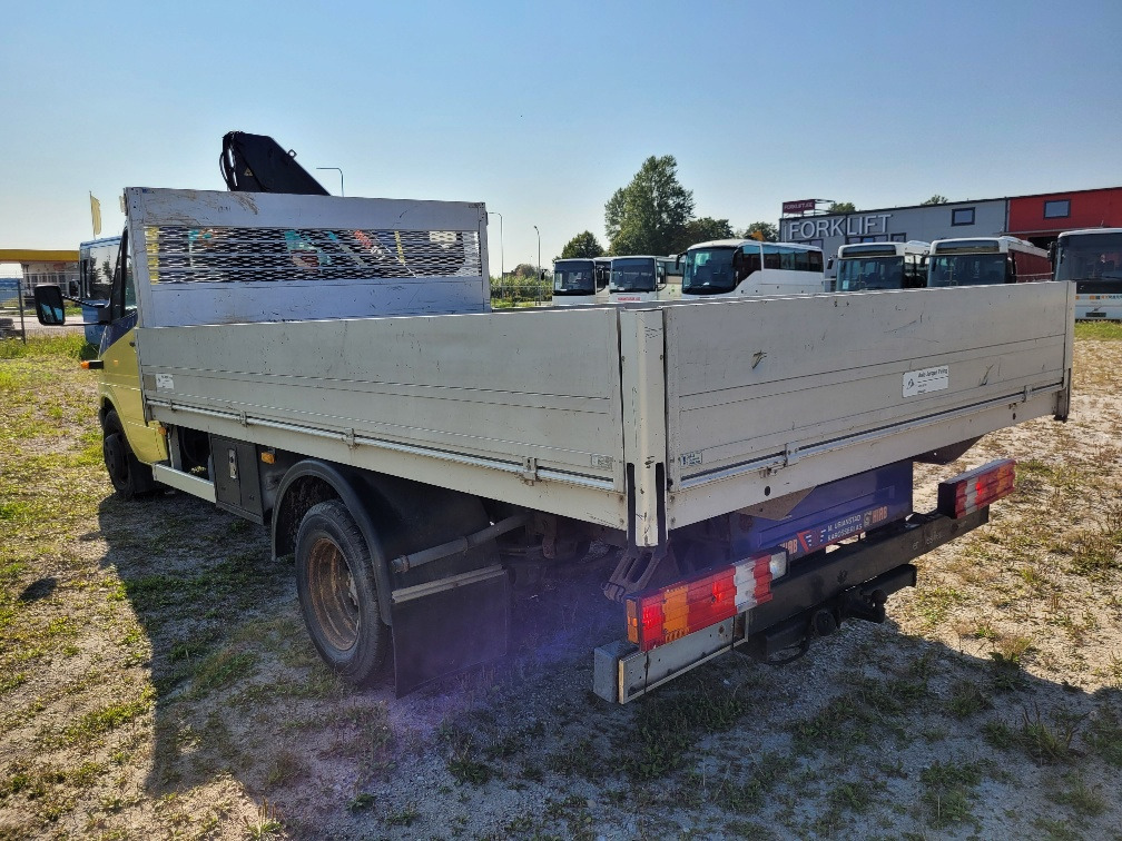 MERCEDES – BENZ SPRINTER 616CDI HIAB 027-2 Crane 10.2004 - Dodávka valník: obrázok 4 MERCEDES – BENZ SPRINTER 616CDI HIAB 027-2 Crane 10.2004 - Dodávka valník: obrázok 4