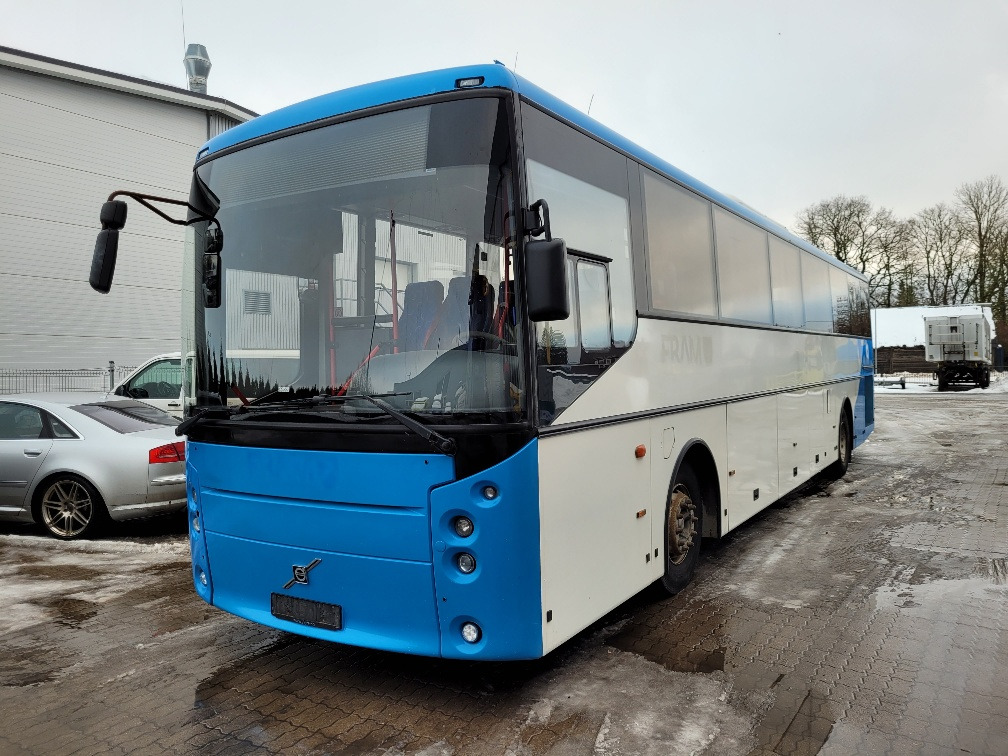 VOLVO B9R VEST HORISONT, KLIIMA, 7.2012, EURO 5, HANDICAP LIFT, 45 seats, 12,7m - Prímestský autobus: obrázok 2 VOLVO B9R VEST HORISONT, KLIIMA, 7.2012, EURO 5, HANDICAP LIFT, 45 seats, 12,7m - Prímestský autobus: obrázok 2