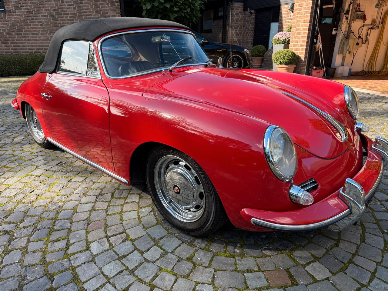 Porsche 356 C / 1600 C Reutter Cabrio Porsche 356 C / 1600 C Reutter Cabrio - Automobil: obrázok 2 Porsche 356 C / 1600 C Reutter Cabrio Porsche 356 C / 1600 C Reutter Cabrio - Automobil: obrázok 2