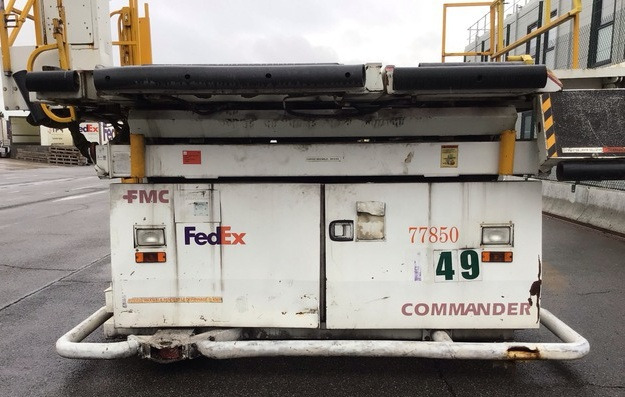 FMC loader Commander 15 Universal - Nakladač kontajnerov/ Paliet: obrázok 2 FMC loader Commander 15 Universal - Nakladač kontajnerov/ Paliet: obrázok 2