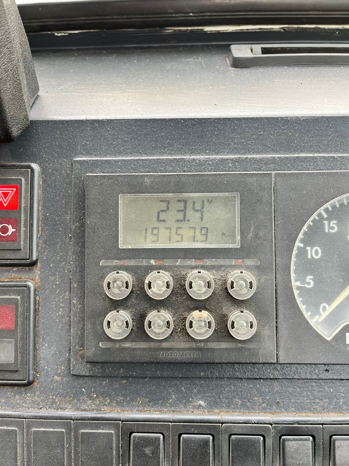 Mulag Comet 6D - Batožinový traktor: obrázok 5 Mulag Comet 6D - Batožinový traktor: obrázok 5