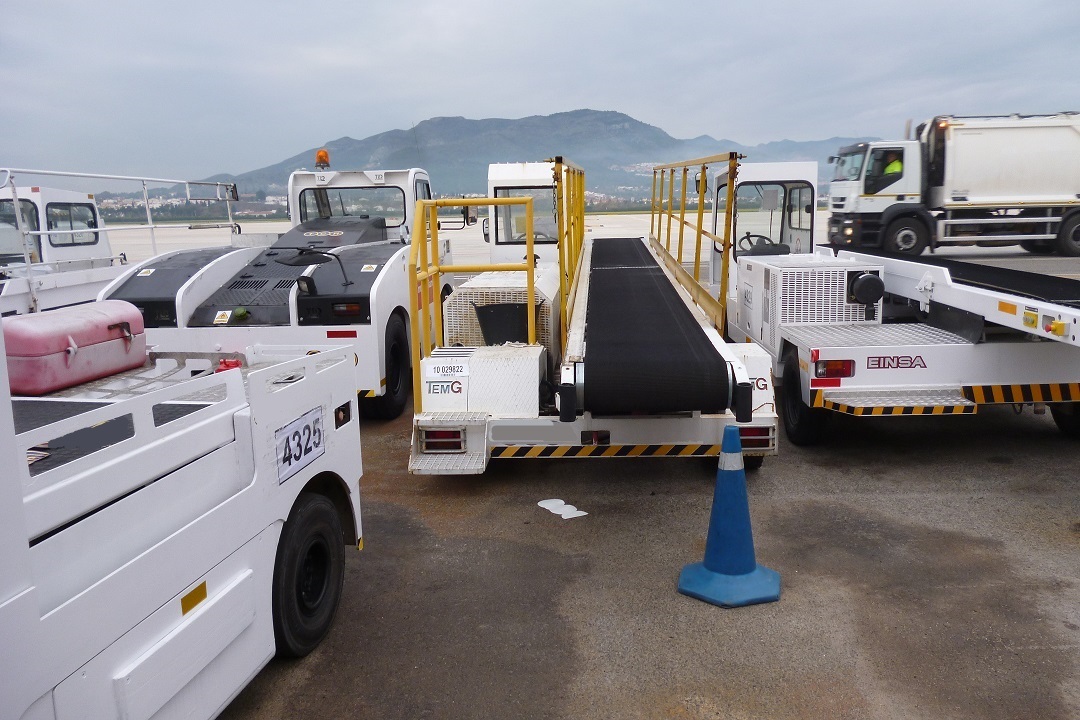 TEMG BELTLOADER TG6000 - Vozidlo s dopravným pásom: obrázok 5 TEMG BELTLOADER TG6000 - Vozidlo s dopravným pásom: obrázok 5