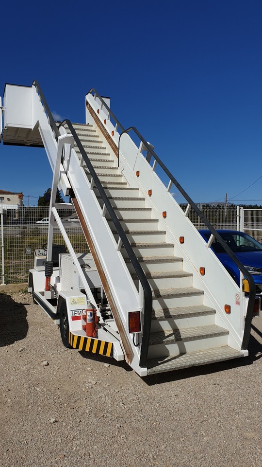 TEMG Pax Stairs TG2244 - Schody pre cestujúcich: obrázok 4 TEMG Pax Stairs TG2244 - Schody pre cestujúcich: obrázok 4