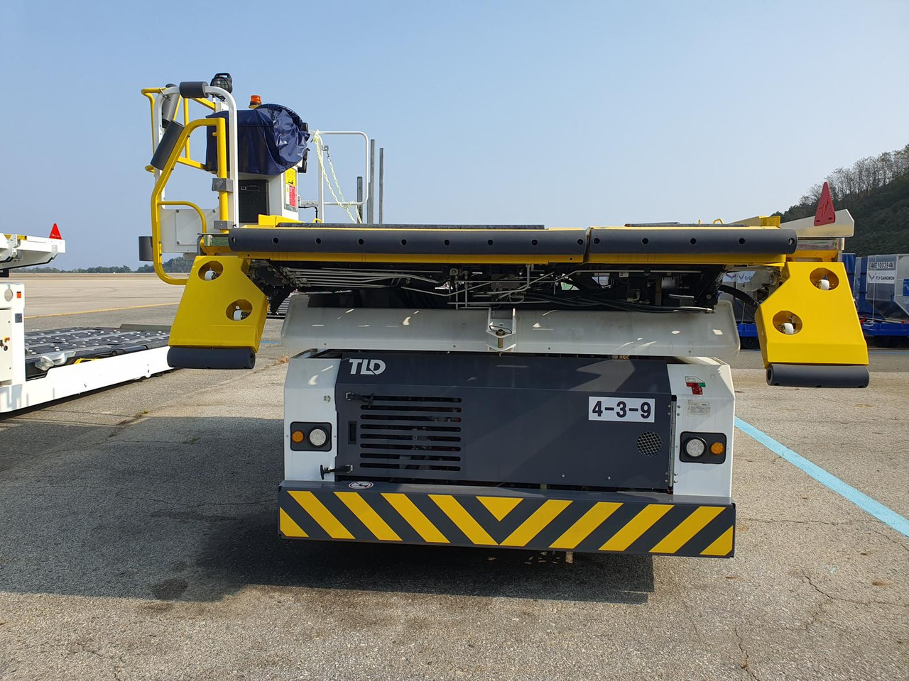 TLD Loader TXL838 - Nakladač kontajnerov/ Paliet: obrázok 3 TLD Loader TXL838 - Nakladač kontajnerov/ Paliet: obrázok 3